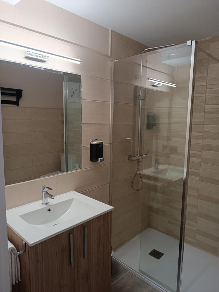 Apartamentos Turisticos Avila Puerta De San Isidro 1-4 Exteriör bild