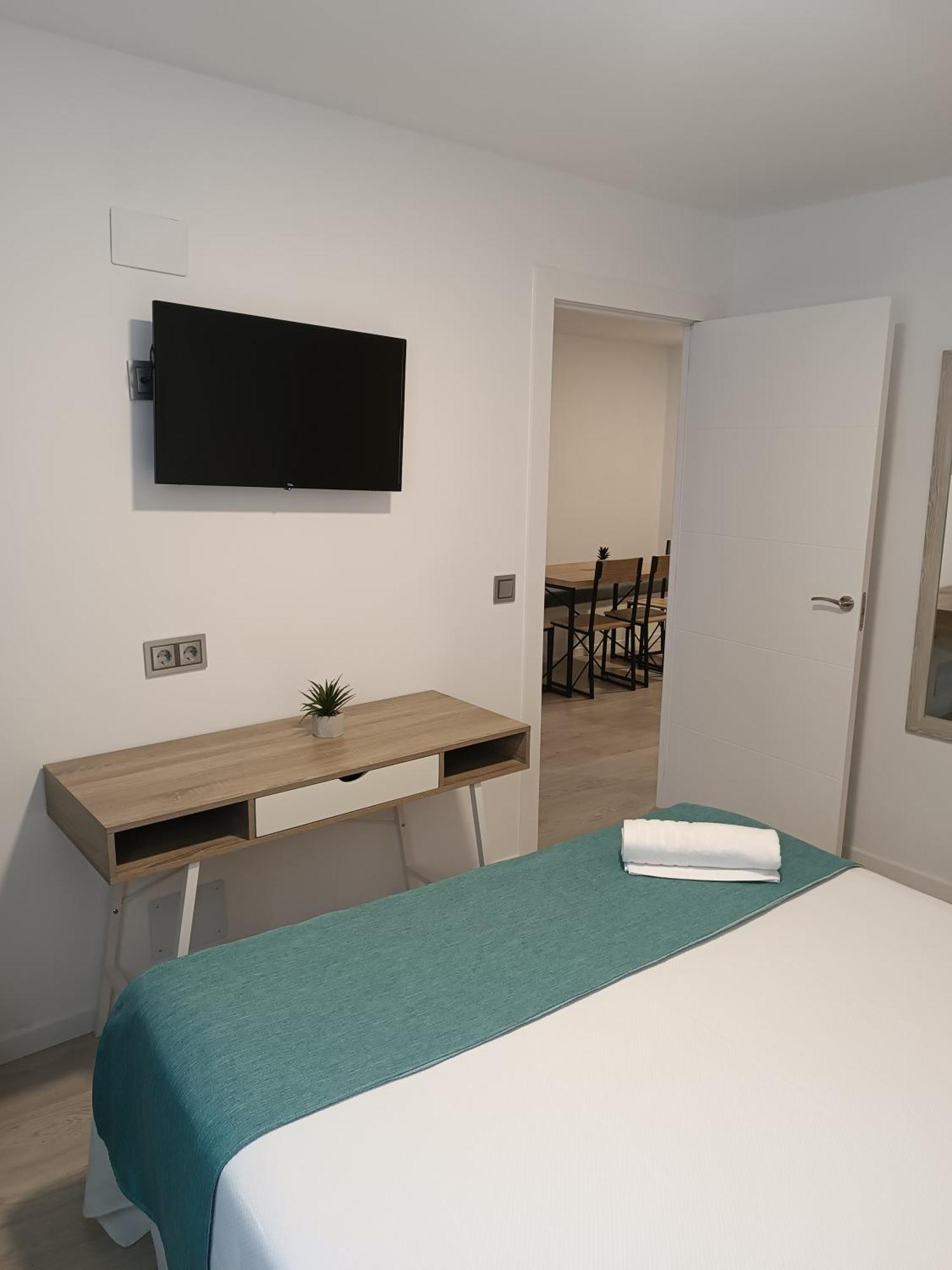 Apartamentos Turisticos Avila Puerta De San Isidro 1-4 Exteriör bild