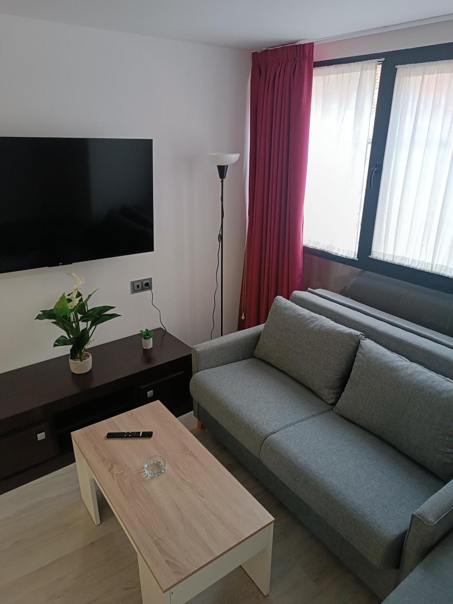 Apartamentos Turisticos Avila Puerta De San Isidro 1-4 Exteriör bild